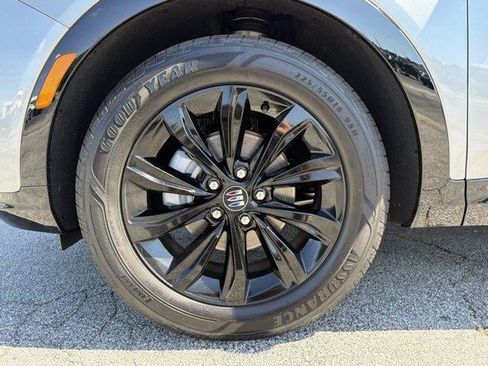 New 2026 Buick Envista Sport Touring FWD image 11