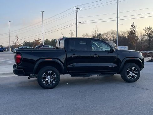 Used 2023 GMC Canyon AT4 w/ Technology Package image 8