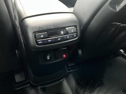 Used 2020 Hyundai Palisade SEL w/ Premium Package FWD image 32