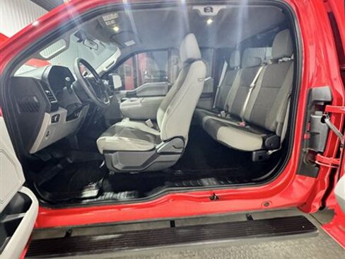 Used 2015 Ford F150 XL w/ Equipment Group 101A Mid AWD/4WD image 8
