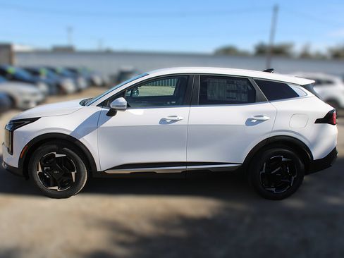 New 2026 Kia Sportage EX FWD image 14