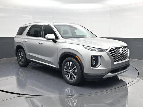 Used 2022 Hyundai Palisade SEL FWD image 1