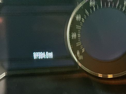 Used 2017 Ford Explorer Platinum image 19