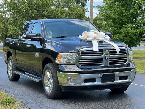 Used 2017 RAM 1500 Big Horn AWD/4WD image 3