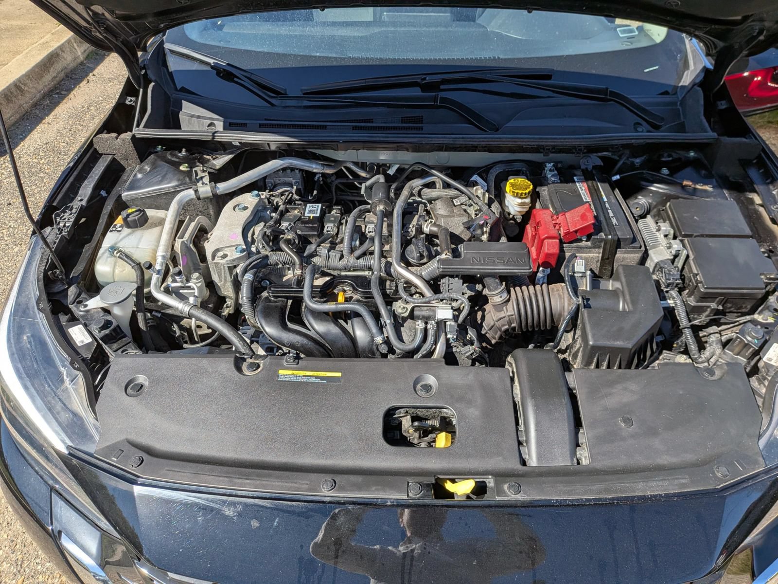 Used 2025 Nissan Sentra SV FWD image 17