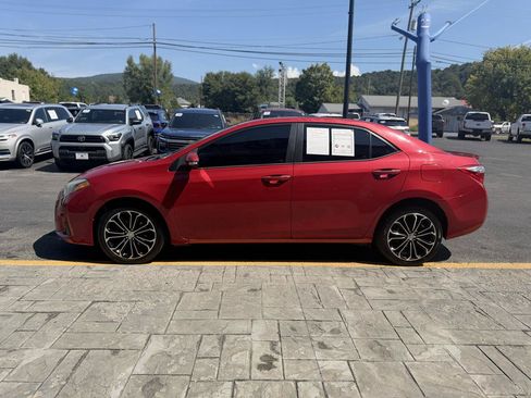 Used 2016 Toyota Corolla S FWD image 5