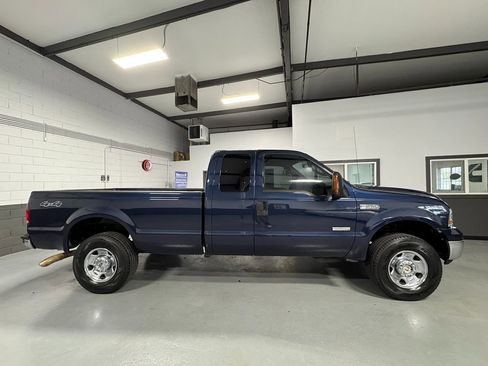 Used 2007 Ford F250 XLT image 5