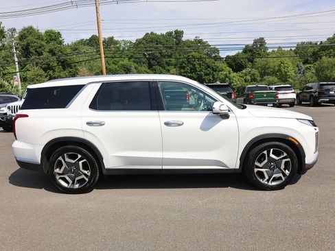 Certified 2023 Hyundai Palisade Limited AWD/4WD image 8