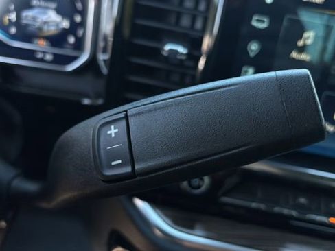 Used 2022 Chevrolet Silverado 1500 LT image 29