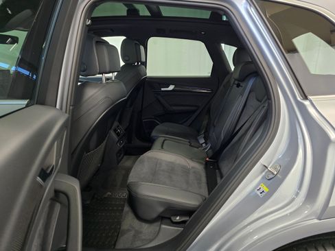 Used 2025 Audi SQ5 Premium Plus w/ Premium Plus Package image 20