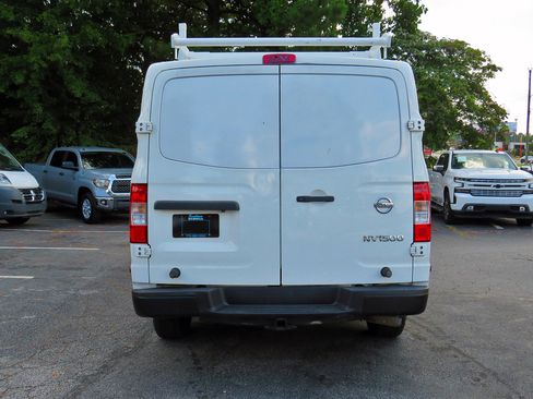 Used 2018 Nissan NV 1500 S w/ Rear Door Glass Package image 8