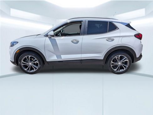 Used 2022 Buick Encore GX Select FWD image 2