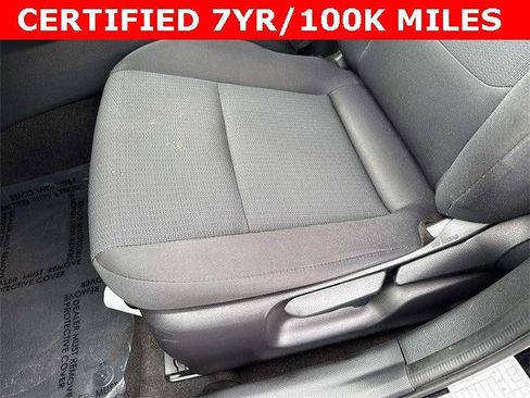 Used 2023 Toyota Prius LE image 15