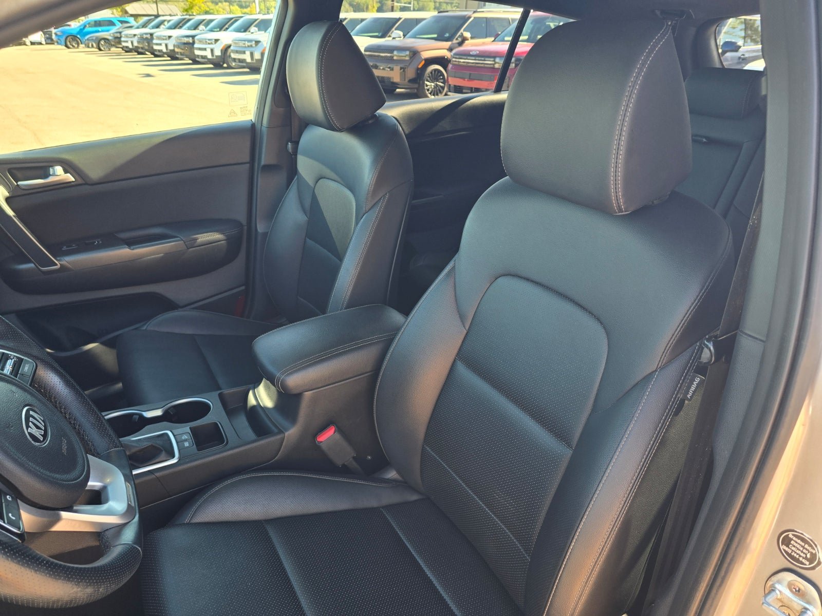 Used 2022 Kia Sportage Nightfall Edition FWD image 12