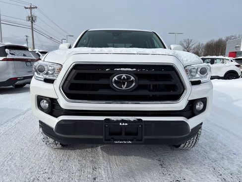Used 2023 Toyota Tacoma SR5 image 2