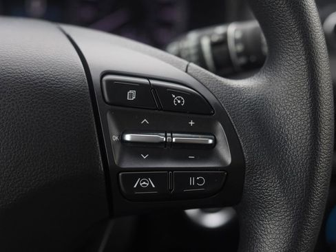 Used 2023 Hyundai Kona SEL AWD/4WD image 11