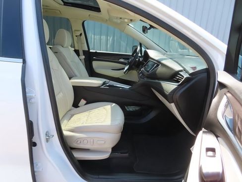 Used 2023 Buick Enclave Avenir w/ Trailering Package, 5000 lbs. AWD/4WD image 25