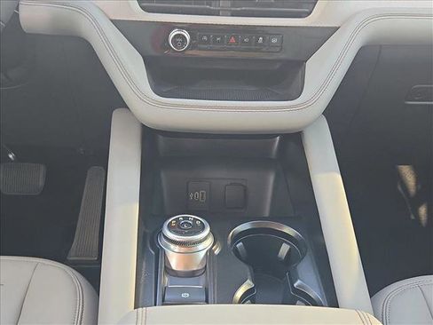 New 2026 Ford Explorer Active w/ Active Comfort Package image 11