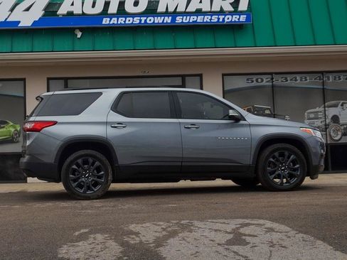 Used 2021 Chevrolet Traverse RS AWD/4WD image 2