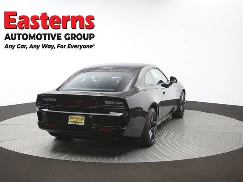 Used 2024 Dodge Charger Daytona R/T w/ Plus Group AWD/4WD image 35