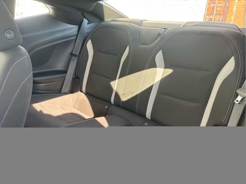 Used 2023 Chevrolet Camaro LT RWD image 31