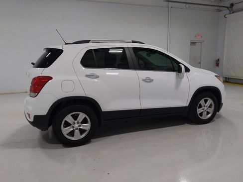 Used 2020 Chevrolet Trax LT w/ Driver Confidence Package FWD image 10