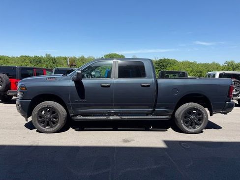 Used 2025 RAM 2500 Big Horn AWD/4WD image 6