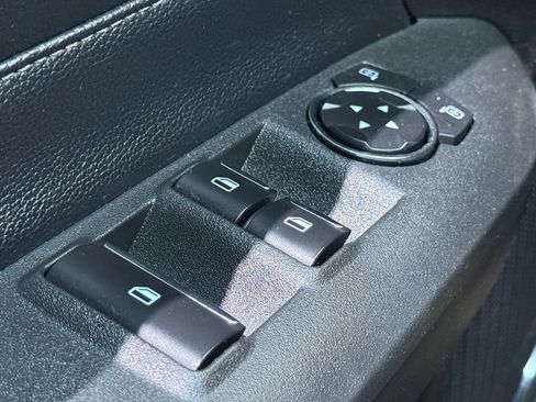 Used 2019 Ford Mustang Premium RWD image 19
