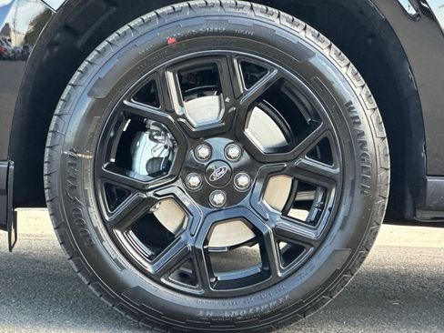 New 2026 Ford Maverick Lariat w/ Black Appearance Package AWD/4WD image 24