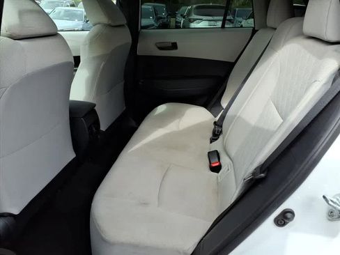 Used 2022 Toyota Corolla Cross L image 10