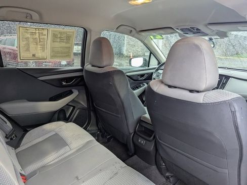 Used 2021 Subaru Outback Premium image 31