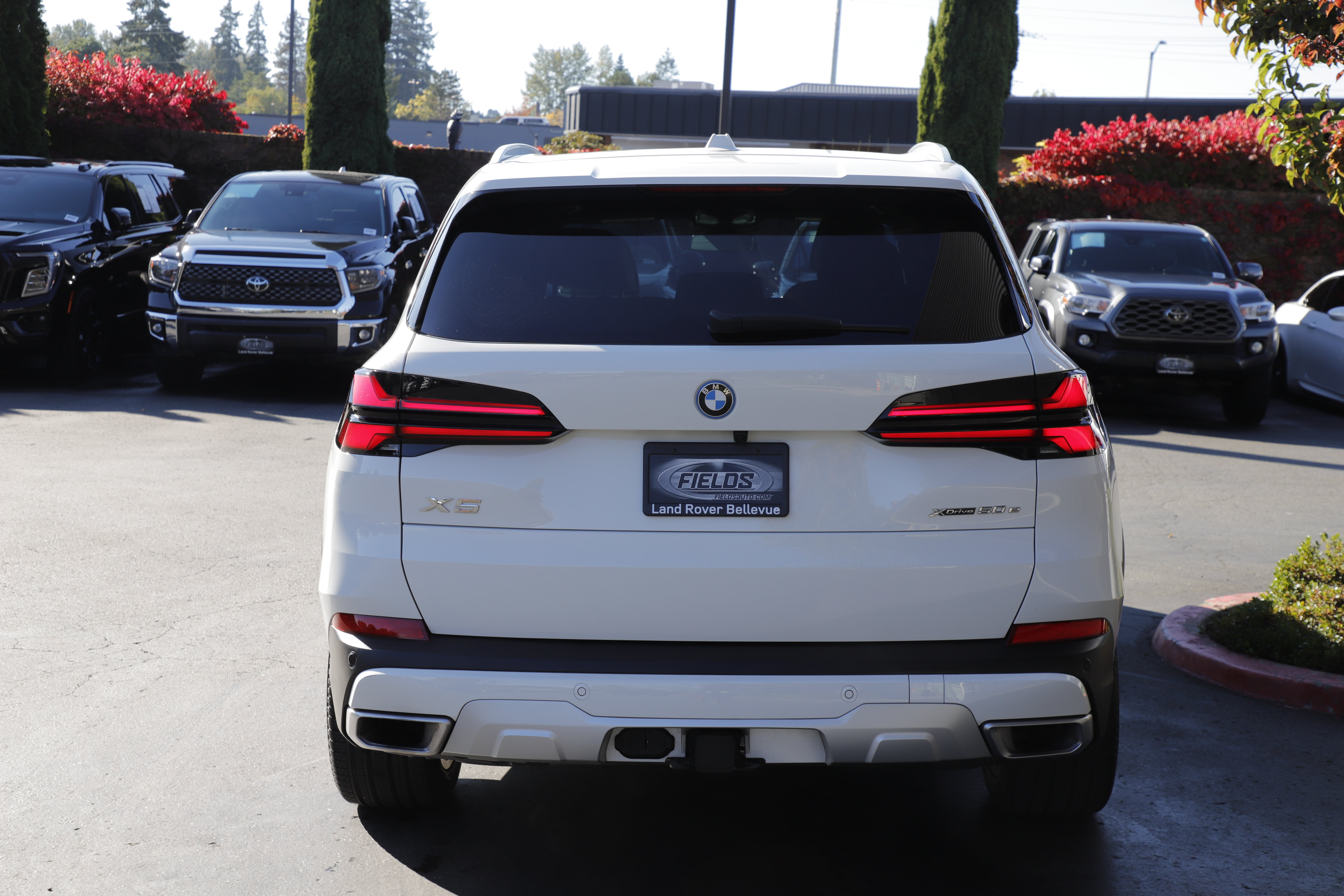 Used 2024 BMW X5 xDrive50e w/ Climate Comfort Package AWD/4WD image 9