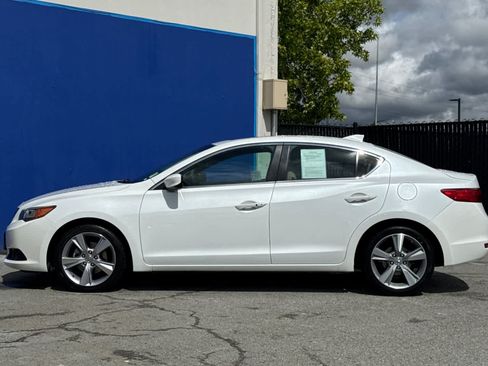 Used 2014 Acura ILX w/ Technology Package FWD image 6