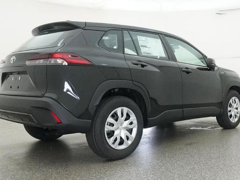 New 2026 Toyota Corolla Cross L FWD image 25
