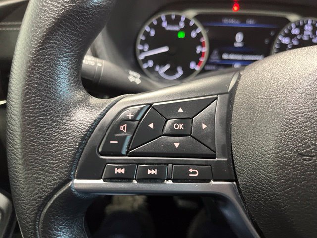 Used 2025 Nissan Sentra SV FWD image 22