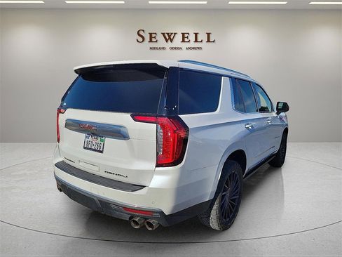 Used 2023 GMC Yukon Denali image 5