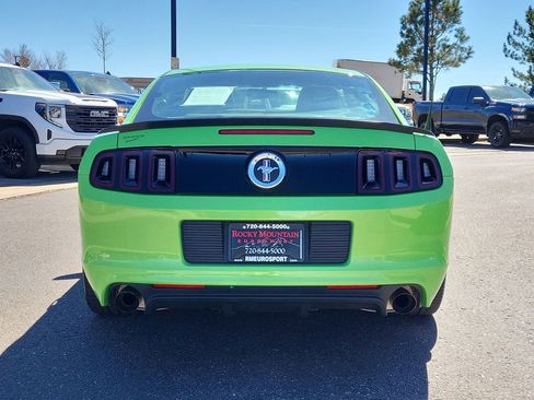 Used 2013 Ford Mustang Boss 302 w/ Boss 302 Accessory Pkg RWD image 5