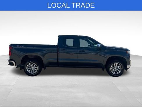 Used 2020 Chevrolet Silverado 1500 LT w/ Convenience Package AWD/4WD image 7
