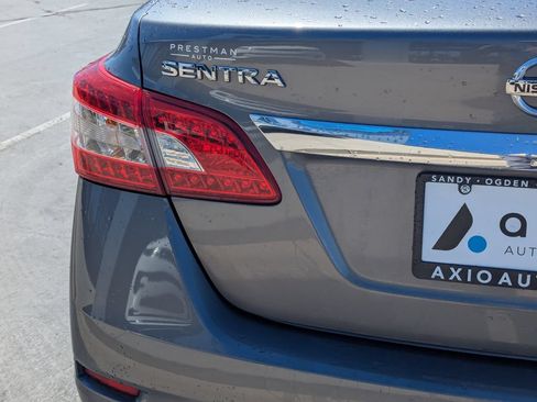 Used 2015 Nissan Sentra S FWD image 5