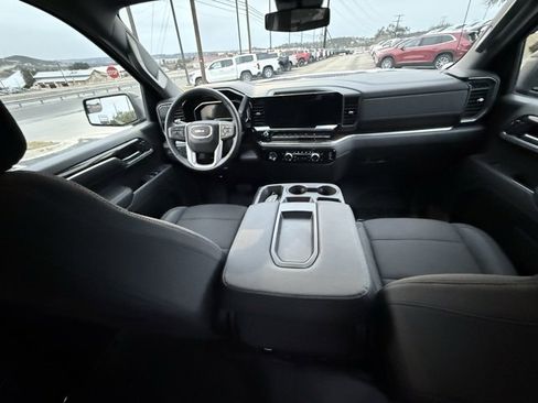 Certified 2024 GMC Sierra 1500 Elevation image 13
