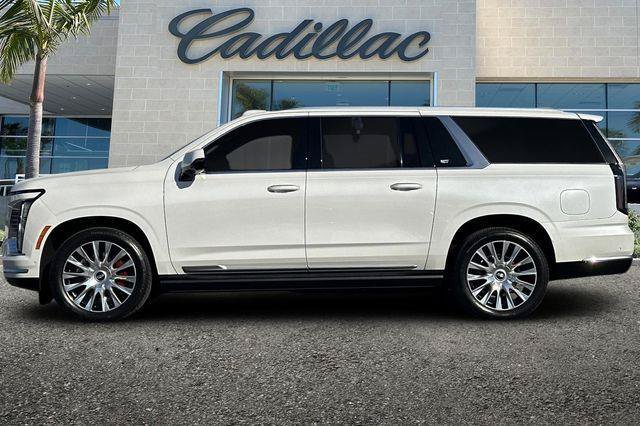 Certified 2025 Cadillac Escalade ESV Premium Luxury Platinum AWD/4WD image 6
