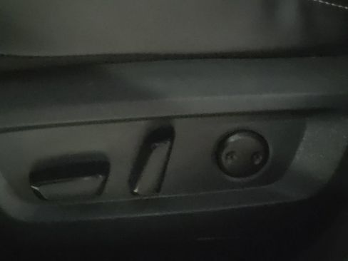 Used 2024 Nissan Rogue SL w/ SL Premium Package image 17