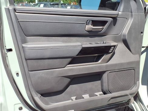 Used 2025 Toyota Tundra Limited AWD/4WD image 24