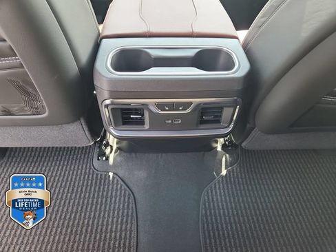 New 2026 GMC Sierra 2500 Denali Ultimate AWD/4WD image 11
