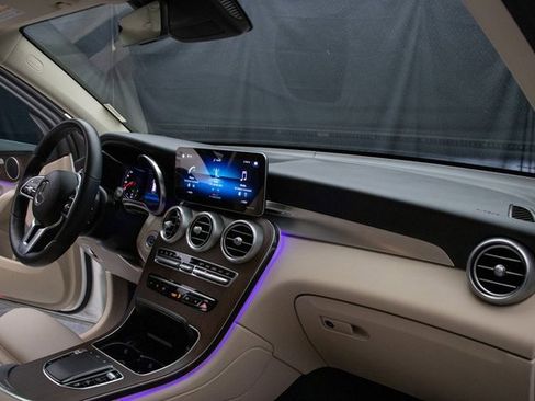 Used 2022 Mercedes-Benz GLC 300 4MATIC image 15