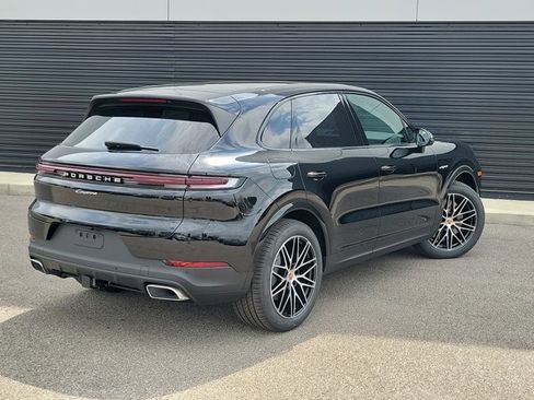 New 2026 Porsche Cayenne E-Hybrid image 7