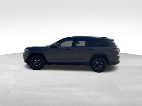 New 2025 Jeep Grand Cherokee L Limited w/ Black Appearance Package RWD image 7