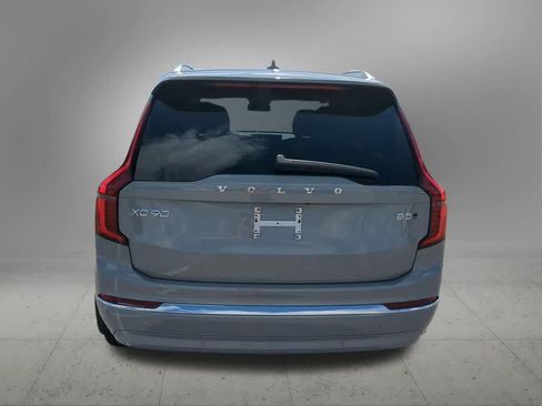 New 2026 Volvo XC90 B5 Core AWD/4WD image 5