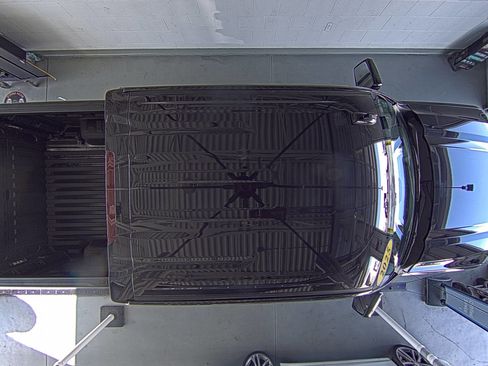 Used 2025 GMC Sierra 1500 AT4 image 35