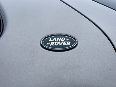 Certified 2024 Land Rover Discovery Dynamic SE image 34